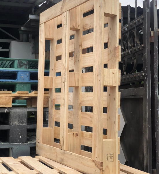Pallet gỗ xuất khẩu 1150 x 1150 mm
