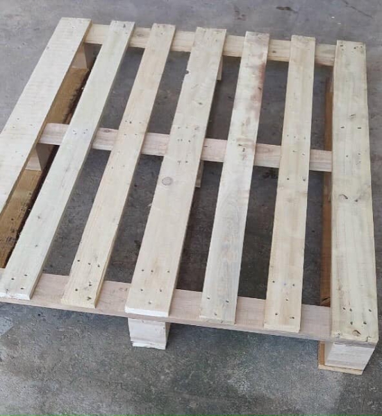 Pallet gỗ xuất khẩu 1150 x 1150 mm