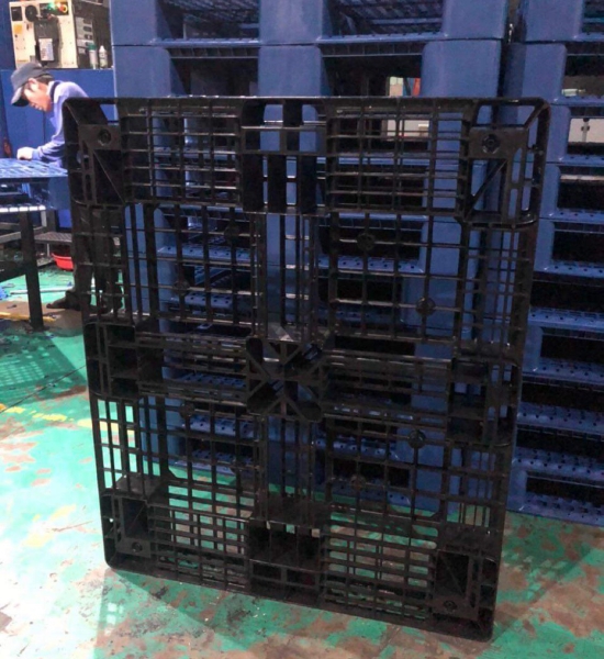 Pallet nhựa cũ giá rẻ